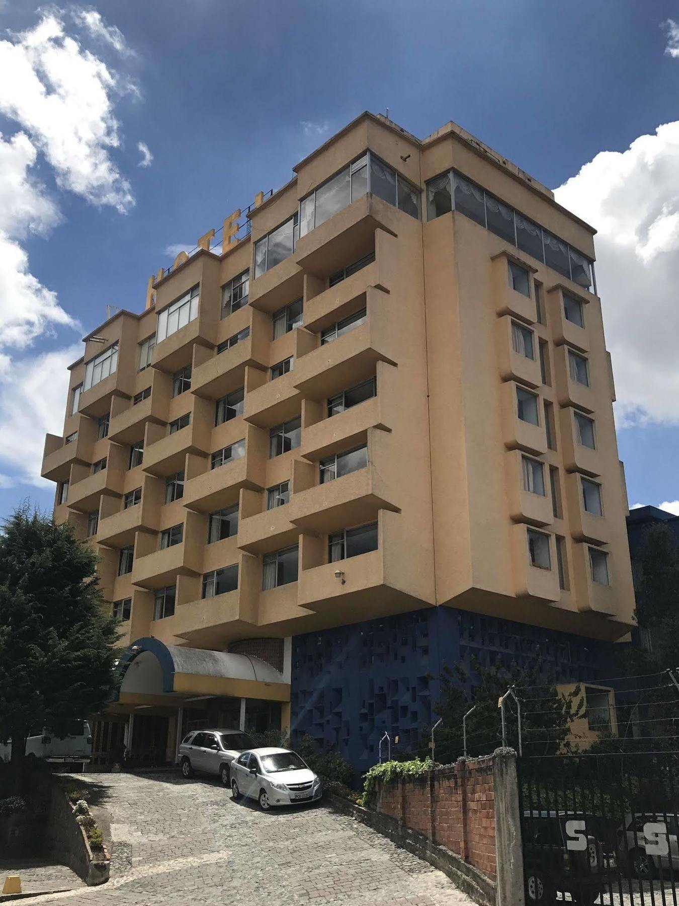 Hotel Savoy Inn Quito Extérieur photo